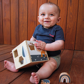 Place the right footprints with the right animal: only then the blocks will fall into the box!⁣
The shape sorter stimulates eye-hand coordination and the child gets acquainted with different shapes and colors.⁣
⁣
⁣
⁣
⁣
#trycobaby #woodtoys #sustainabletoys #woodentoy #shapesorter #shapesorting #learnshapes #shapes #woodentoys #playroom